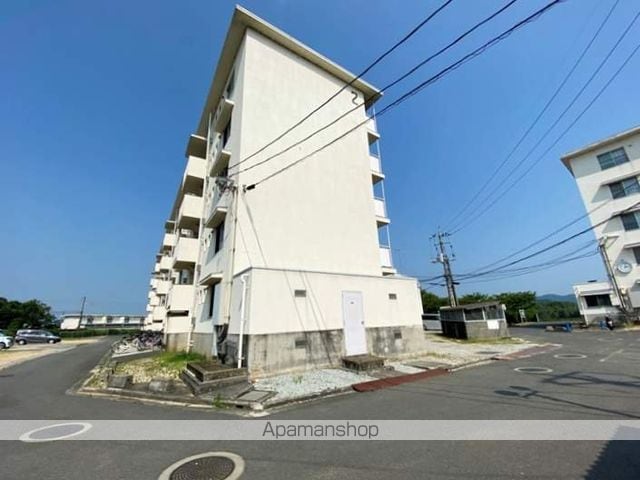 ビレッジハウス西大寺2号棟の外観写真