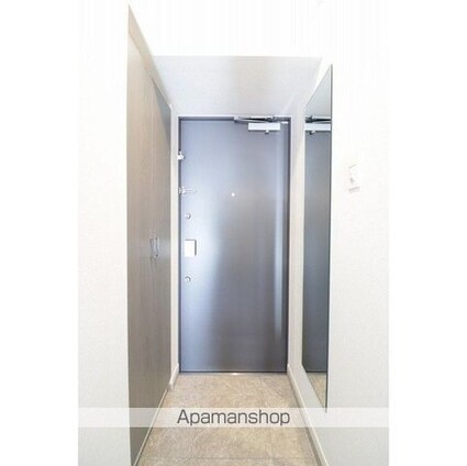 ディームス東新宿[1K/25.2m2]の玄関