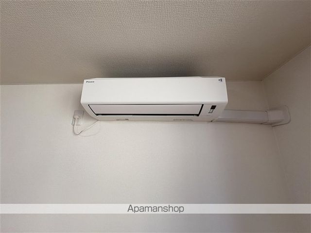 フリューゲルの内装写真