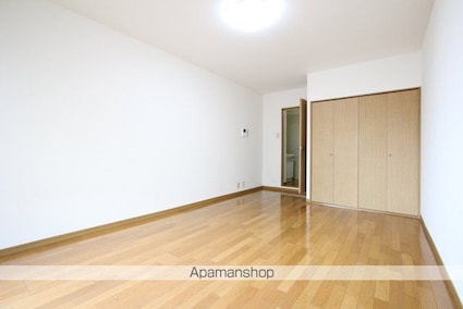 ミッキーロイヤル道後[1K/28.16m2]の内装1