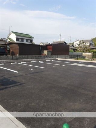 Ｎ＆Ｈ[1LDK/42.16m2]の駐車場