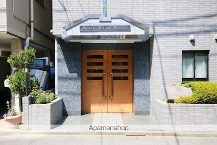 東京都杉並区和田１丁目[1K/19.5m2]のエントランス3