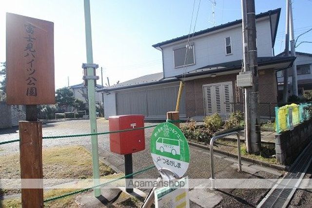 タロ・ウクシンの周辺写真