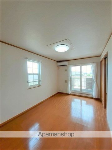 ヴィラージュIVの内装写真