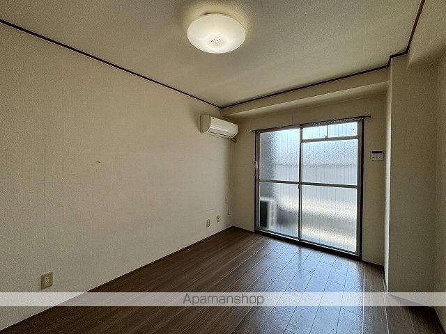 第三山本ビルの内装写真