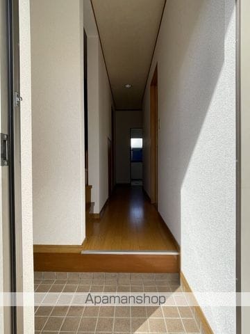 メイプルトゥリーBの内装写真