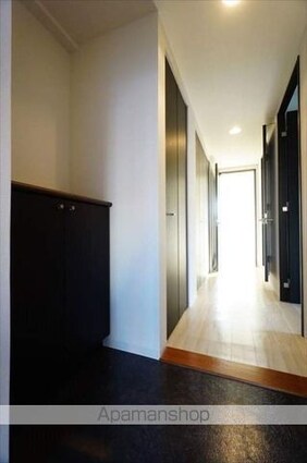 ヴァリエ東別院[1LDK/46.36m2]の玄関