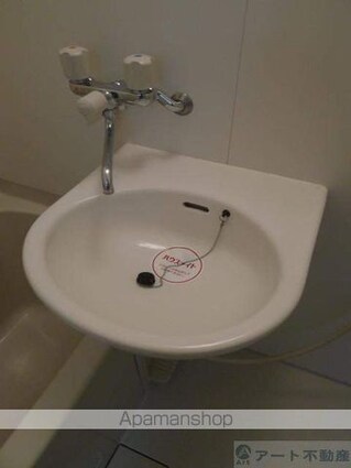 セレニテ本町[1K/24.08m2]の洗面所