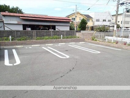 和歌山県和歌山市毛見[2LDK/52.05m2]の駐車場2