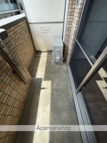 VIERRACOURTTENJINBASHIの内装写真