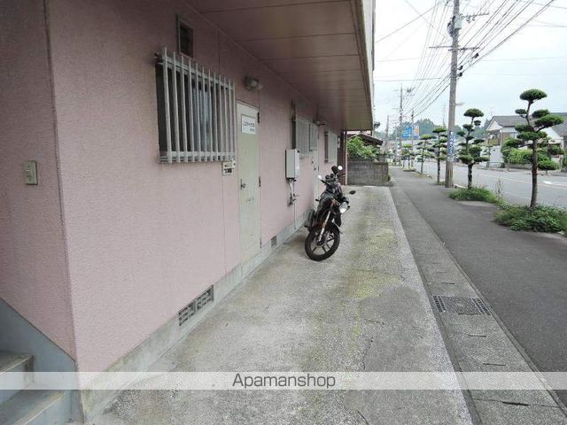 水間ビルの玄関写真