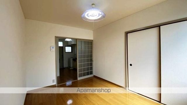 カレッジ浜の内装写真