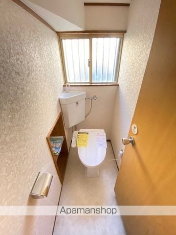河辺小山貸家の内装写真