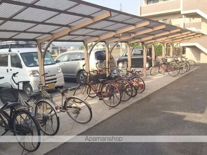 アーバン新徳田[2DK/50m2]の共用部1