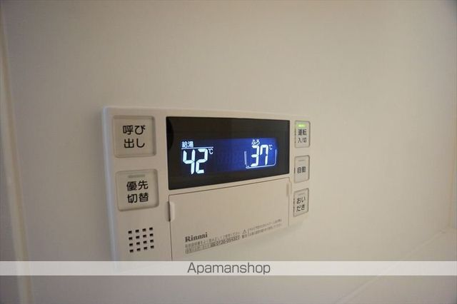 コレクション名駅IIIの内装写真