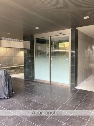 滋賀県大津市粟津町[1DK/28.32m2]のエントランス1