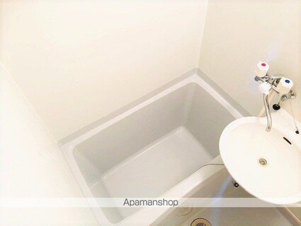 レオパレスプレズィール[1K/23.18m2]のバス