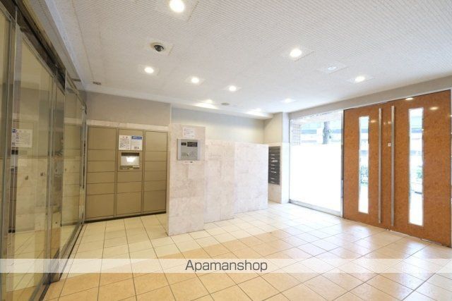 スカイコートヴィーダ五反田WESTの玄関写真