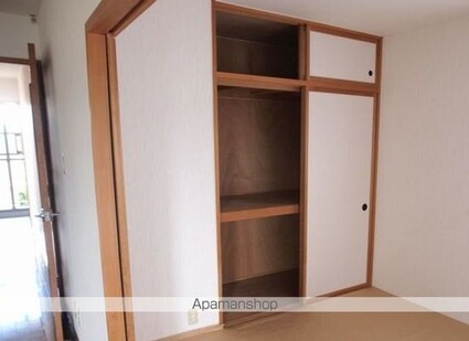 マンション菱花[2DK/50.2m2]の収納