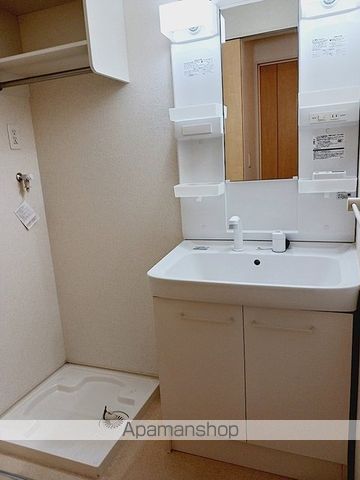 ヴィーヴルIIの内装写真
