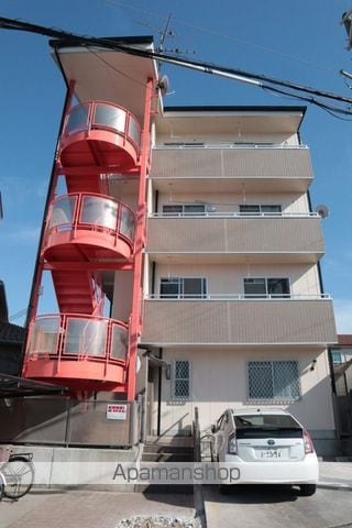 ストロベリーフィールドの外観写真