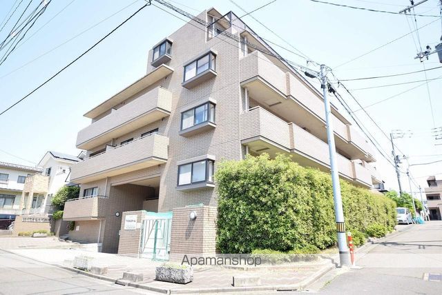 ロイヤルヒルズ台原Iの外観写真