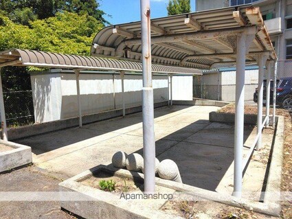 Ａｌｉｖｅｌｙ久松台[3LDK/74.25m2]の共用部1