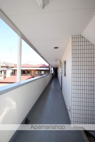 八高線 毛呂駅 徒歩3分 3階建 築37年の内装写真
