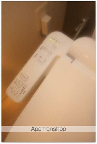 PRESSANCESHINSAIBASHIレヨンの内装写真