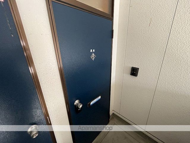 ヤングサミットの玄関写真