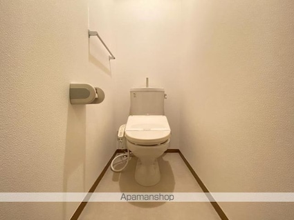 リビングタウン松縄Ａ・Ｂ・Ｃ棟[2LDK/63.98m2]のトイレ