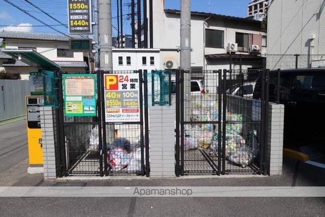 【福岡市博多区千代のマンションの写真】