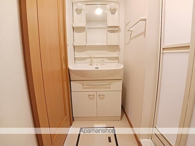 プロス EKIMAEの内装写真