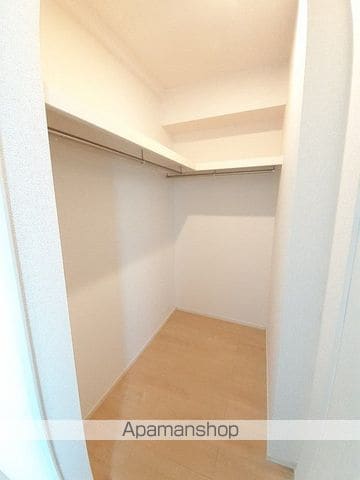 エルヴィータ・ウーノの内装写真