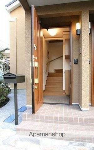 マノワールの玄関写真