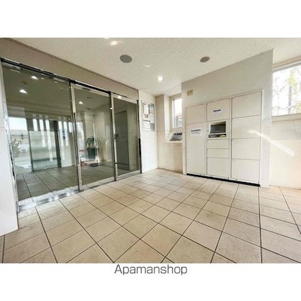 ウエスト　フルハウス[2LDK/45m2]の周辺1