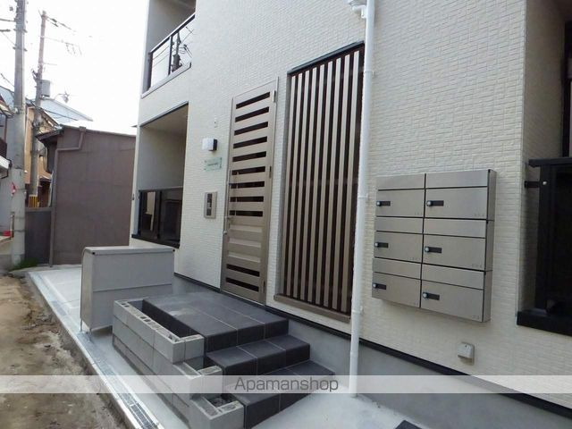 F MAISON RUELLEの玄関写真