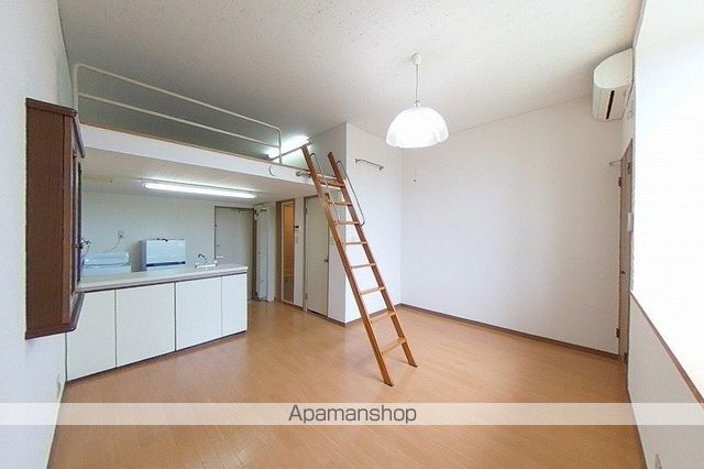 プレジール紫竹山の内装写真