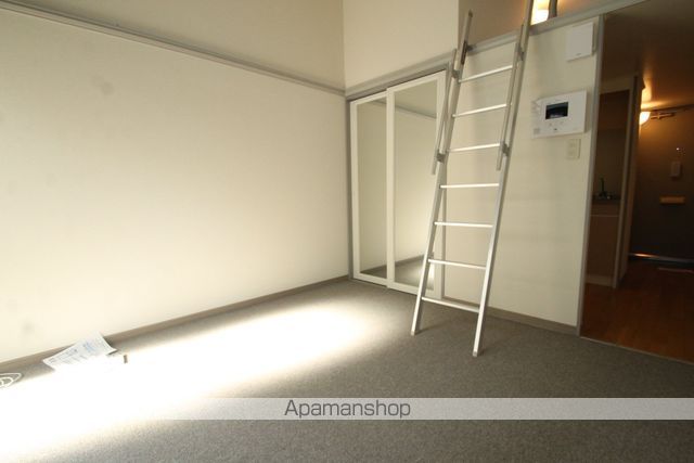 レオパレスツインズ加島弐番館の内装写真