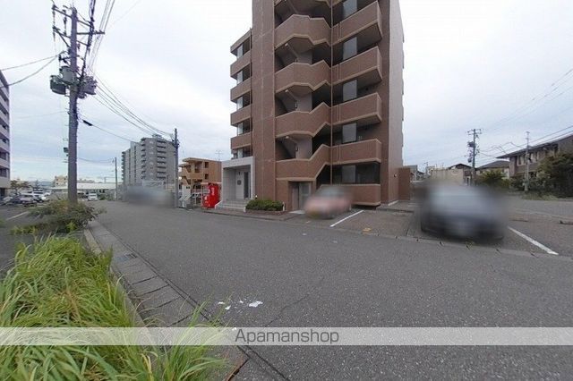 ビアン・ヴィー・ミサキの周辺写真