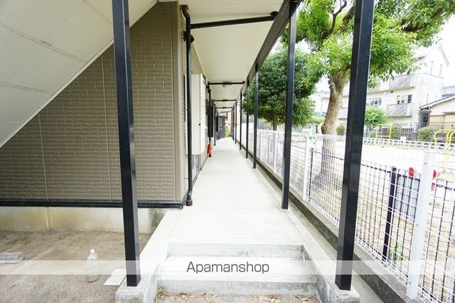 パークサイドヒロツグA棟の玄関写真