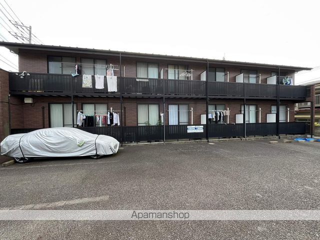 アンプルール ブワ レジェンドの外観写真