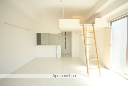 グランドポレストーネ竹屋[1R/29.16m2]のリビング・居間