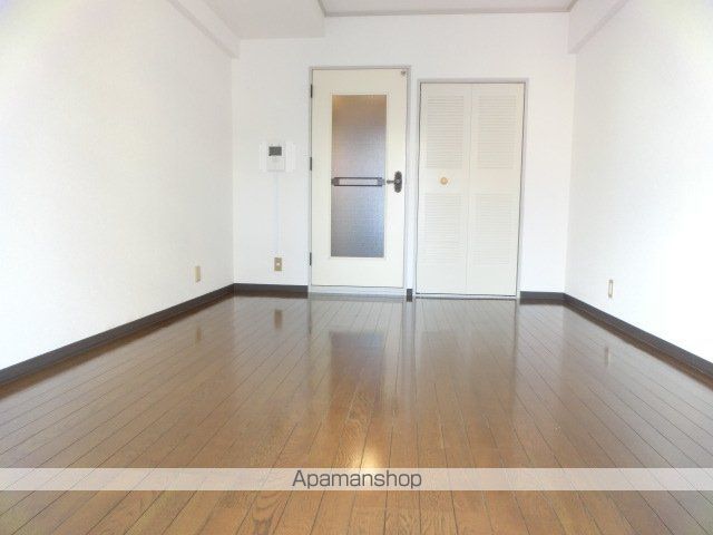 ライオンズマンション東本町第3の内装写真