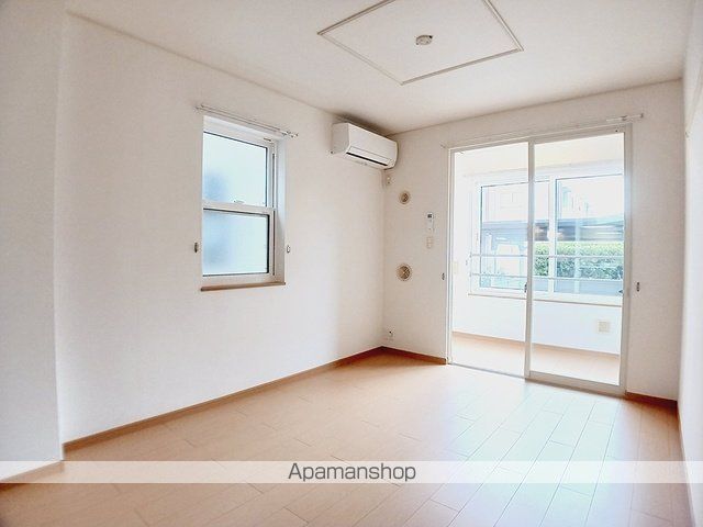 ロザージュの内装写真