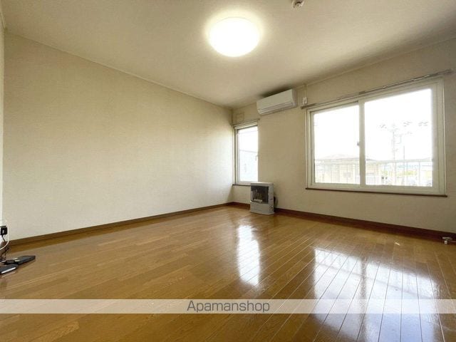 中道ロイヤルヒルズの内装写真