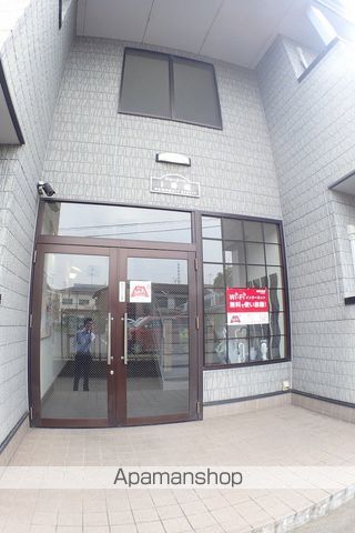 サニーコート一番館の玄関写真