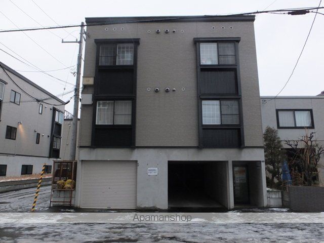 クリエイト旭町Aの玄関写真