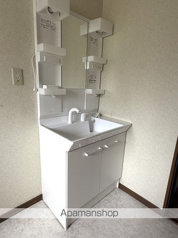 detached 秋田県南秋田郡五城目町小池字岡本下台10-1
地図を見る