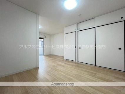 シャトレ小川[1DK/39m2]の内装3